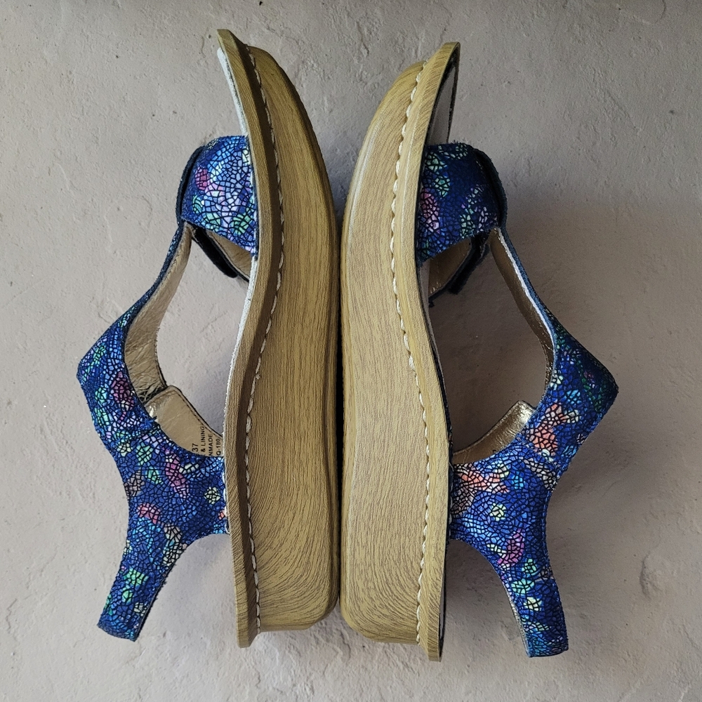 Alegria Kendra "Birdland" Blue Leather Hummingbird Mosaic Sandals EU 37/US 7-7.5 - Picture 5 of 8